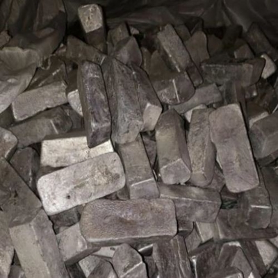 विमान के पुर्जों के लिए चमकीला सिल्वर रंग Mg 99.98% भूल गया