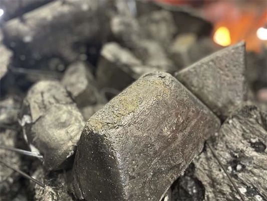 इस्पात निर्माण के लिए औद्योगिक ग्रेड फेरो सिलिकॉन एल्यूमिनियम मिश्र धातु: